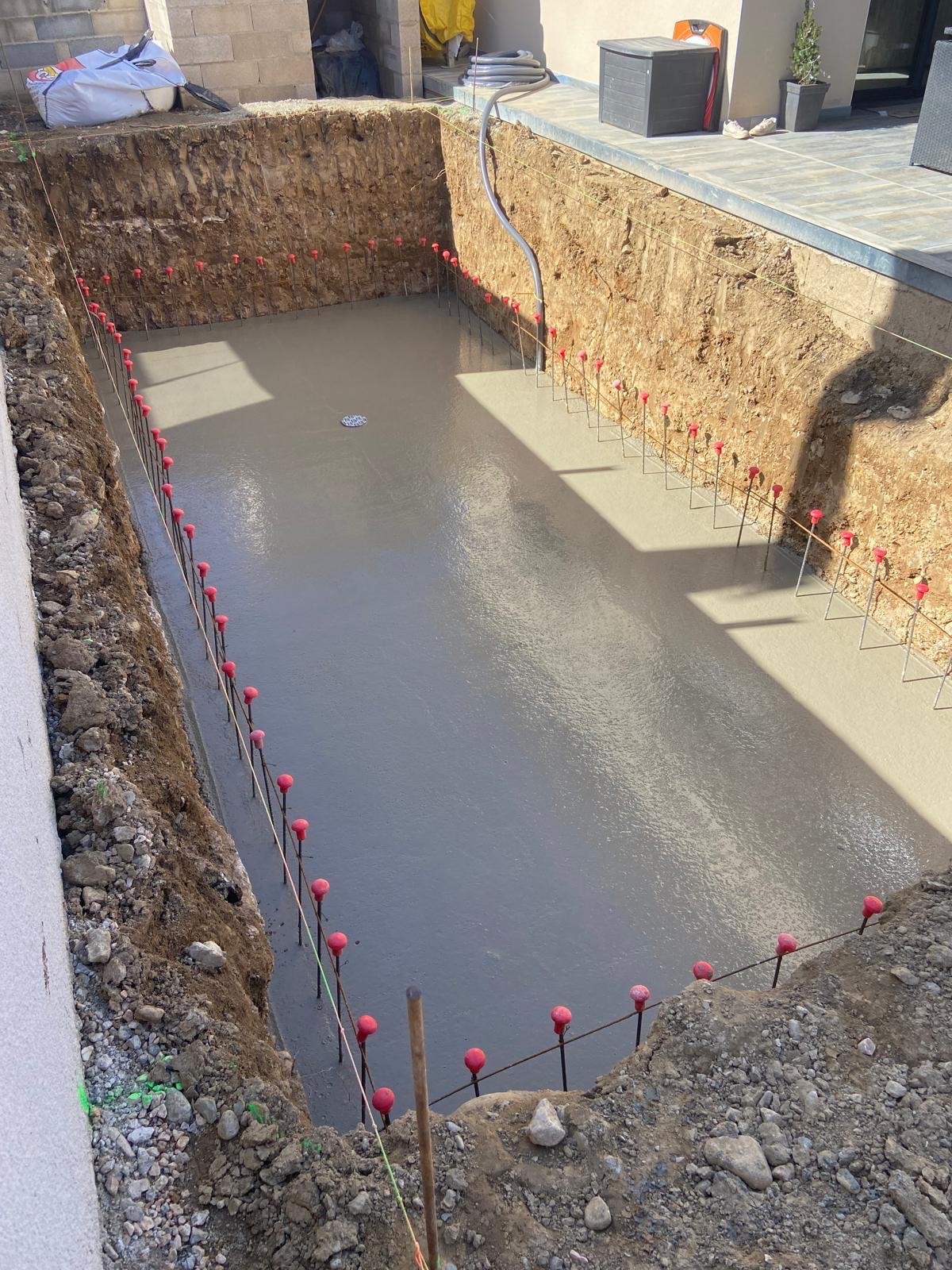 Construction d'une piscine à Brouilla