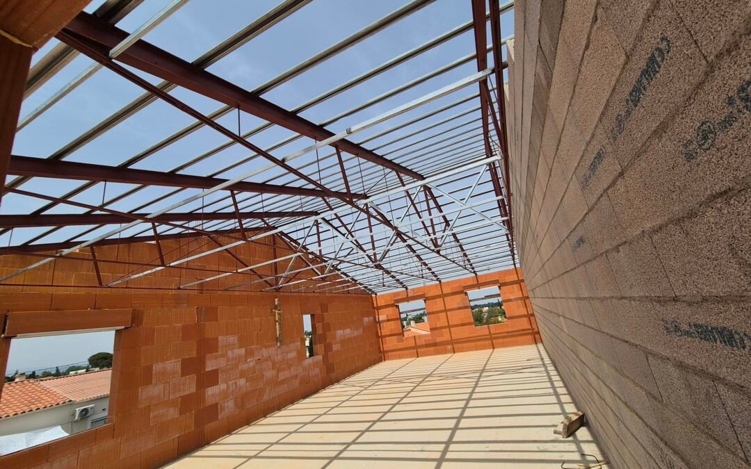 Entreprise de charpente et couverture à Thuir – Roque Bâtiment