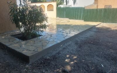 Terrasse revêtement Solnhofen au Boulou